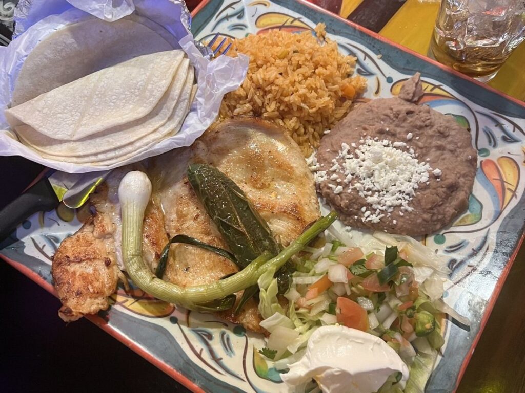 El Mariachi (Nicollet)