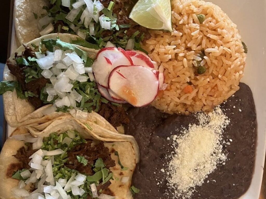 Los Ocampo Restaurant & Bar