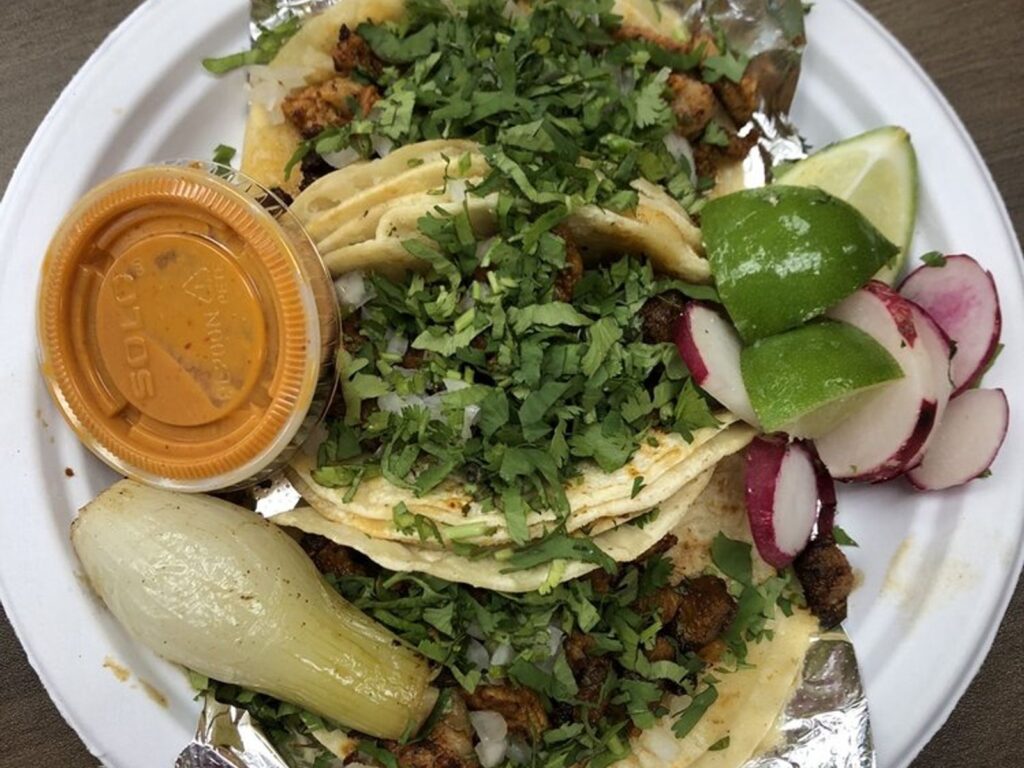 It's Ovawit Tacos