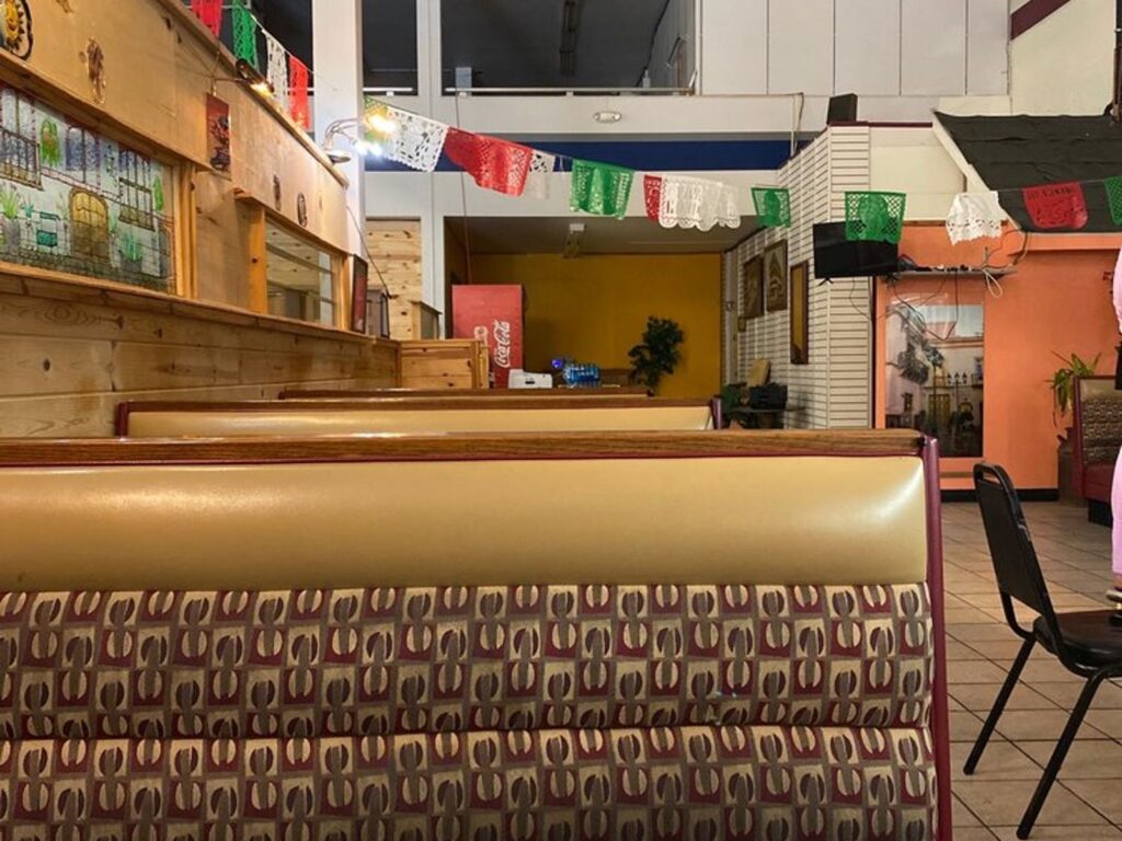 El Paraíso Latino Market & Mexican Restaurant